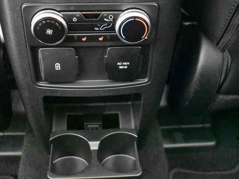 Used 2023 Ford Explorer Limited w/ Limited Technology Package image 22