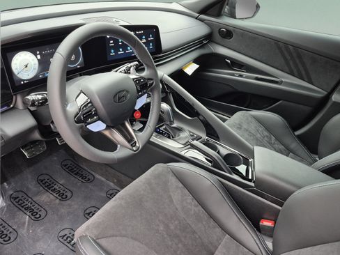 New 2026 Hyundai Elantra N FWD image 17