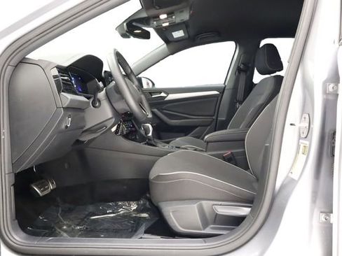 Used 2025 Volkswagen Jetta Sport FWD image 13
