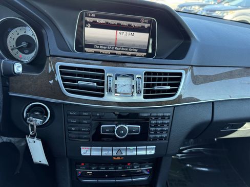 Used 2015 Mercedes-Benz E 350 E 350 4MATIC AWD 4dr Wagon w/ Premium 1 Package image 25