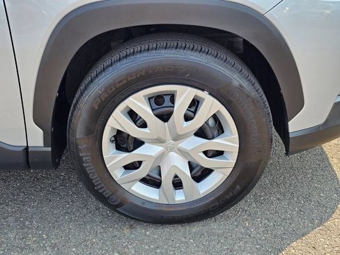 Used 2024 Toyota Corolla Cross L FWD image 30