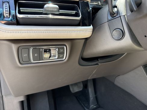 Used 2021 Lincoln Aviator Reserve w/ Equipment Group 201A RWD image 44