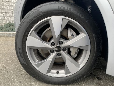 Certified 2022 Audi Q5 2.0T Premium Plus w/ Premium Plus Package image 28