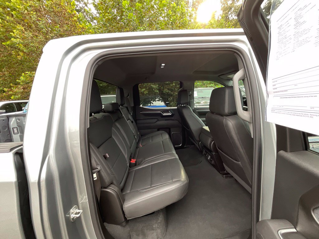 Used 2026 GMC Sierra 1500 SLT AWD/4WD image 24