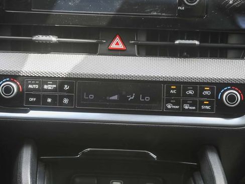 Used 2023 Kia Sportage LX AWD/4WD image 14
