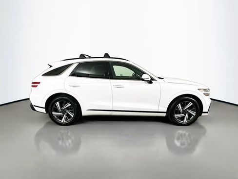 Certified 2026 Genesis GV70 3.5T Sport Advanced AWD/4WD image 4