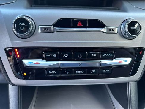 Certified 2021 Ford Explorer XLT w/ Equipment Group 202A image 19