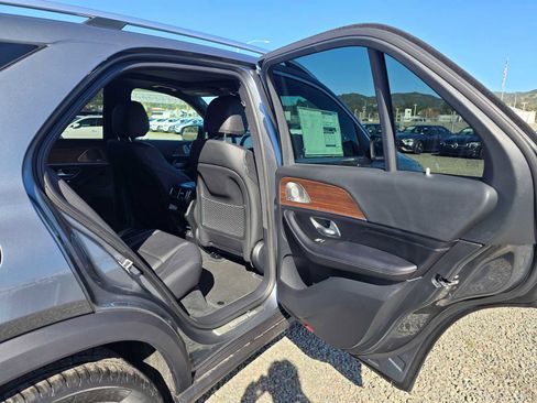 New 2026 Mercedes-Benz GLE 350 4MATIC image 14