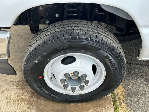 New 2027 Ford E-450 and Econoline 450 Super Duty w/ Power Equipment Group RWD image 5