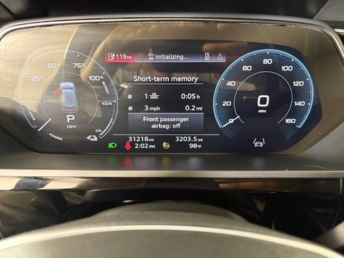 Used 2022 Audi e-tron Premium AWD/4WD image 26