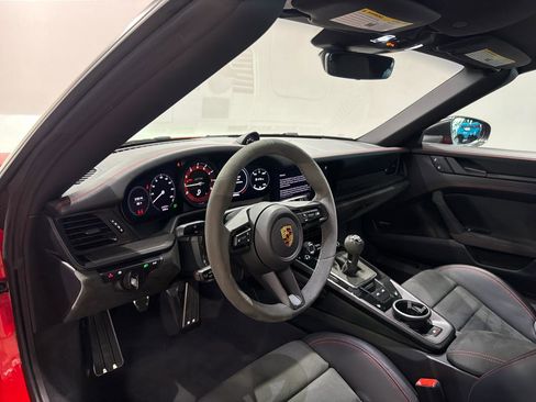 Used 2024 Porsche 911 Targa 4 GTS AWD/4WD image 18