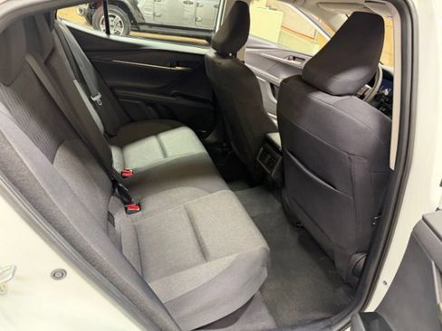 Used 2025 Toyota Camry LE FWD image 29