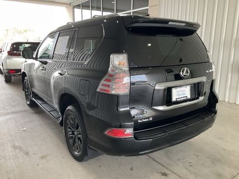 Used 2023 Lexus GX 460 Premium w/ Premium Package image 23