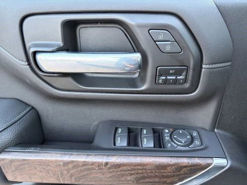 Certified 2023 GMC Sierra 2500 Denali w/ Denali Ultimate Package image 4