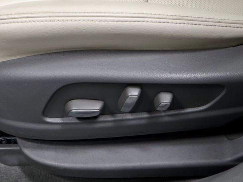 Used 2023 Cadillac XT6 Premium Luxury w/ Technology Package image 29