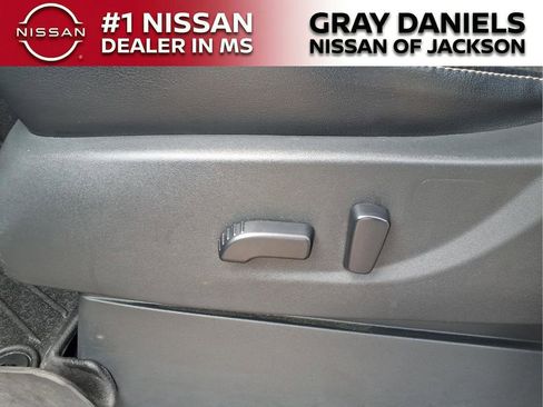 Certified 2024 Nissan Frontier SL w/ Technology Package RWD image 13