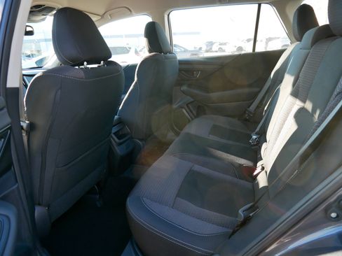 Used 2025 Subaru Outback image 33