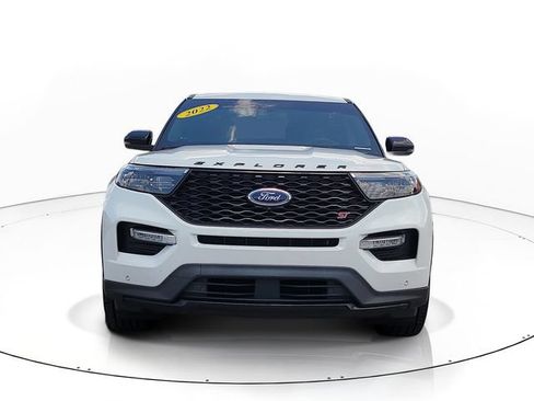 Used 2022 Ford Explorer ST w/ Equipment Group 401A RWD image 2