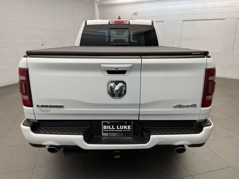 Used 2024 RAM 1500 Laramie AWD/4WD image 10