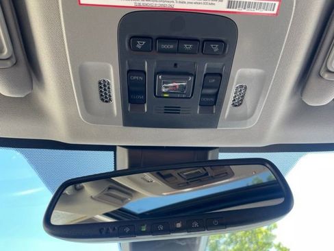 Used 2022 Toyota Camry XSE w/ Navigation Upgrade Package FWD image 26