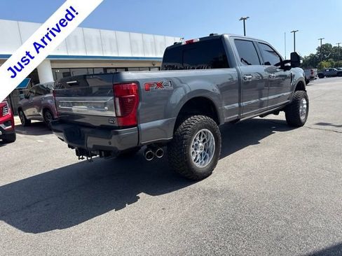 Used 2022 Ford F350 Platinum w/ FX4 Off-Road Package AWD/4WD image 3
