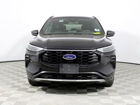 Used 2024 Ford Escape ST-Line image 2