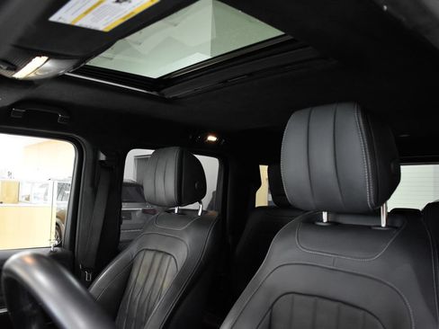 Used 2023 Mercedes-Benz G 550 image 2