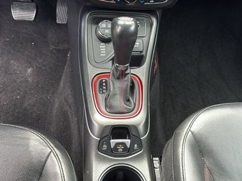 Used 2019 Jeep Compass Trailhawk w/ Leather Interior Group AWD/4WD image 19