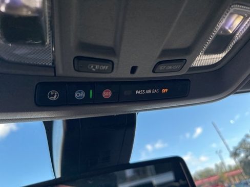 Used 2022 Chevrolet Silverado 3500 LTZ image 86