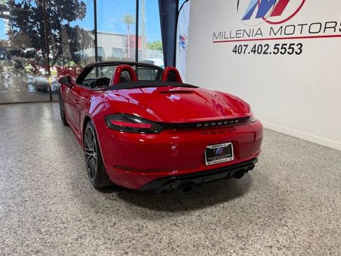 Used 2024 Porsche 718 Boxster GTS RWD image 4