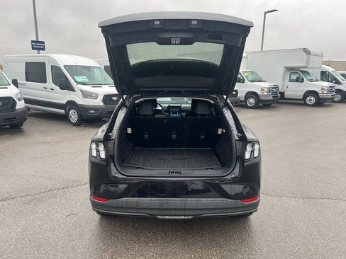 Used 2025 Ford Mustang Mach-E Select w/ Comfort Package Lite image 17