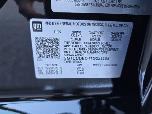 New 2026 GMC Sierra 1500 SLT w/ SLT Premium Plus Package image 31