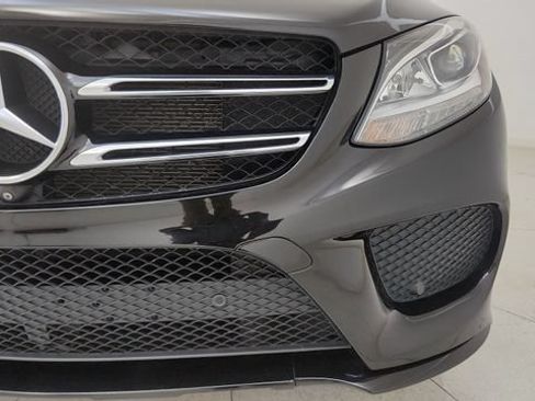 Used 2016 Mercedes-Benz GLE 400 4MATIC image 25
