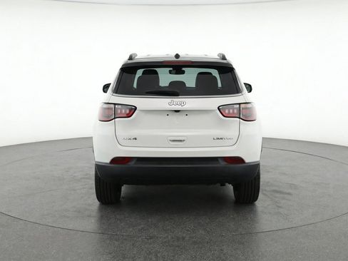 Used 2025 Jeep Compass Limited AWD/4WD image 7