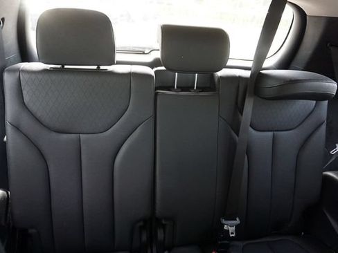 Used 2022 Hyundai Palisade SEL w/ Premium Package FWD image 20