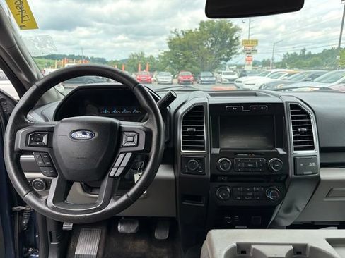 Used 2015 Ford F150 XLT w/ Equipment Group 302A Luxury AWD/4WD image 11