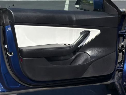 Used 2021 Tesla Model 3 Long Range image 24