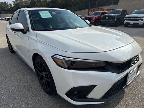 Used 2022 Honda Civic Sport Touring image 4
