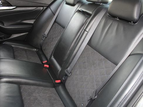 Used 2017 Nissan Maxima SR w/ Midnight Edition image 13