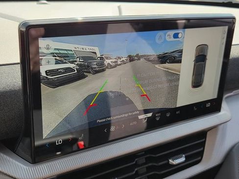 New 2026 Ford Explorer Active image 18