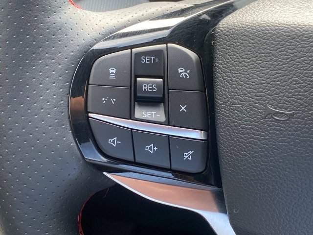 Used 2025 Ford Explorer ST-Line AWD/4WD image 21