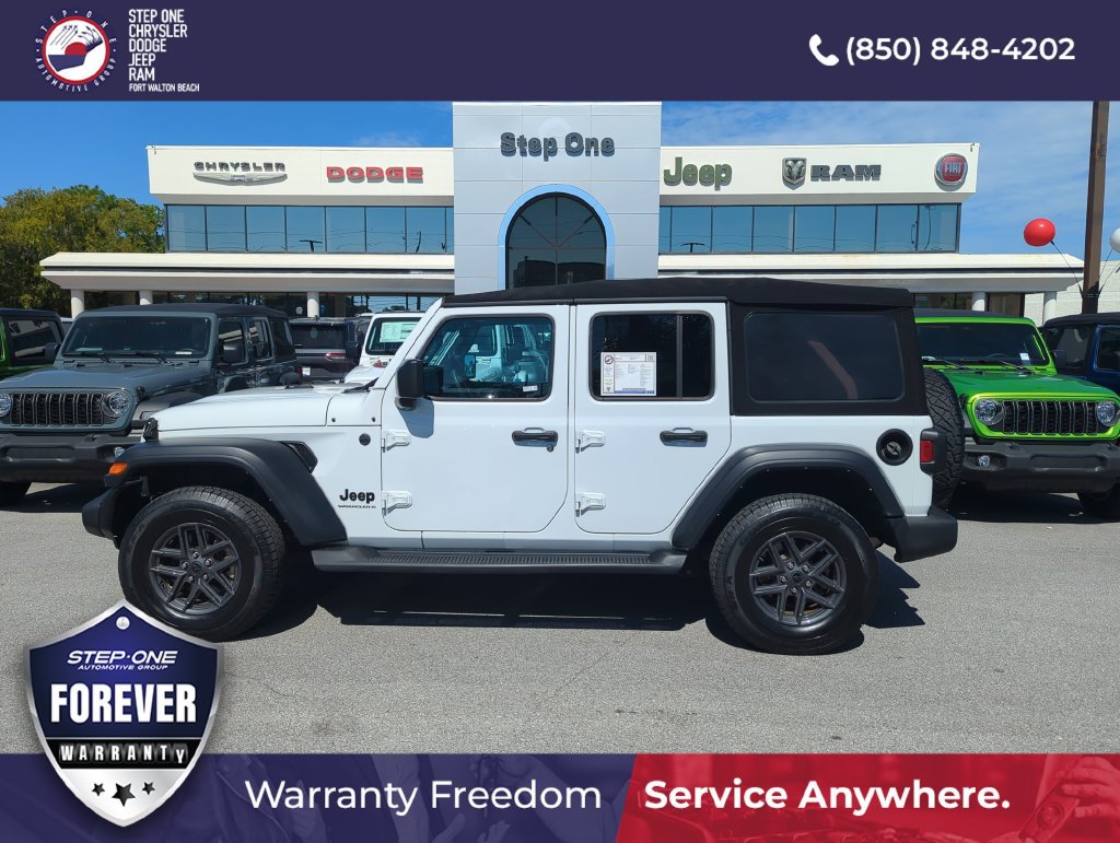 Used 2024 Jeep Wrangler Unlimited Sport AWD/4WD image 3