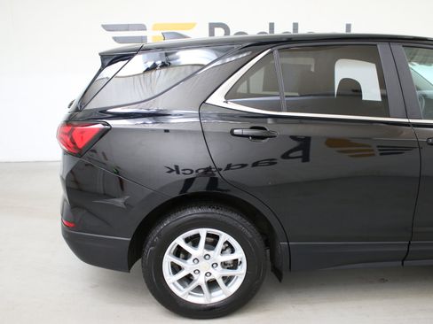 Used 2024 Chevrolet Equinox LT w/ LPO, Cargo Package AWD/4WD image 10