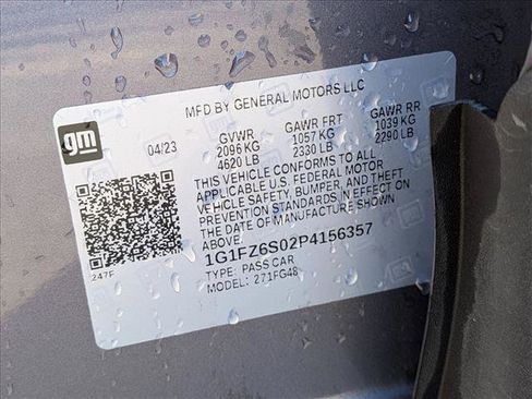 Used 2023 Chevrolet Bolt EUV Premier FWD image 15