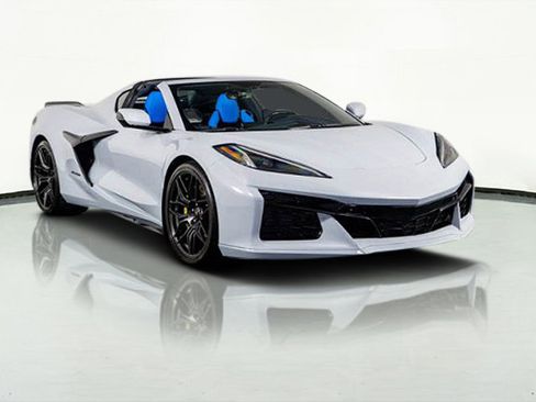 Used 2023 Chevrolet Corvette Z06 image 5