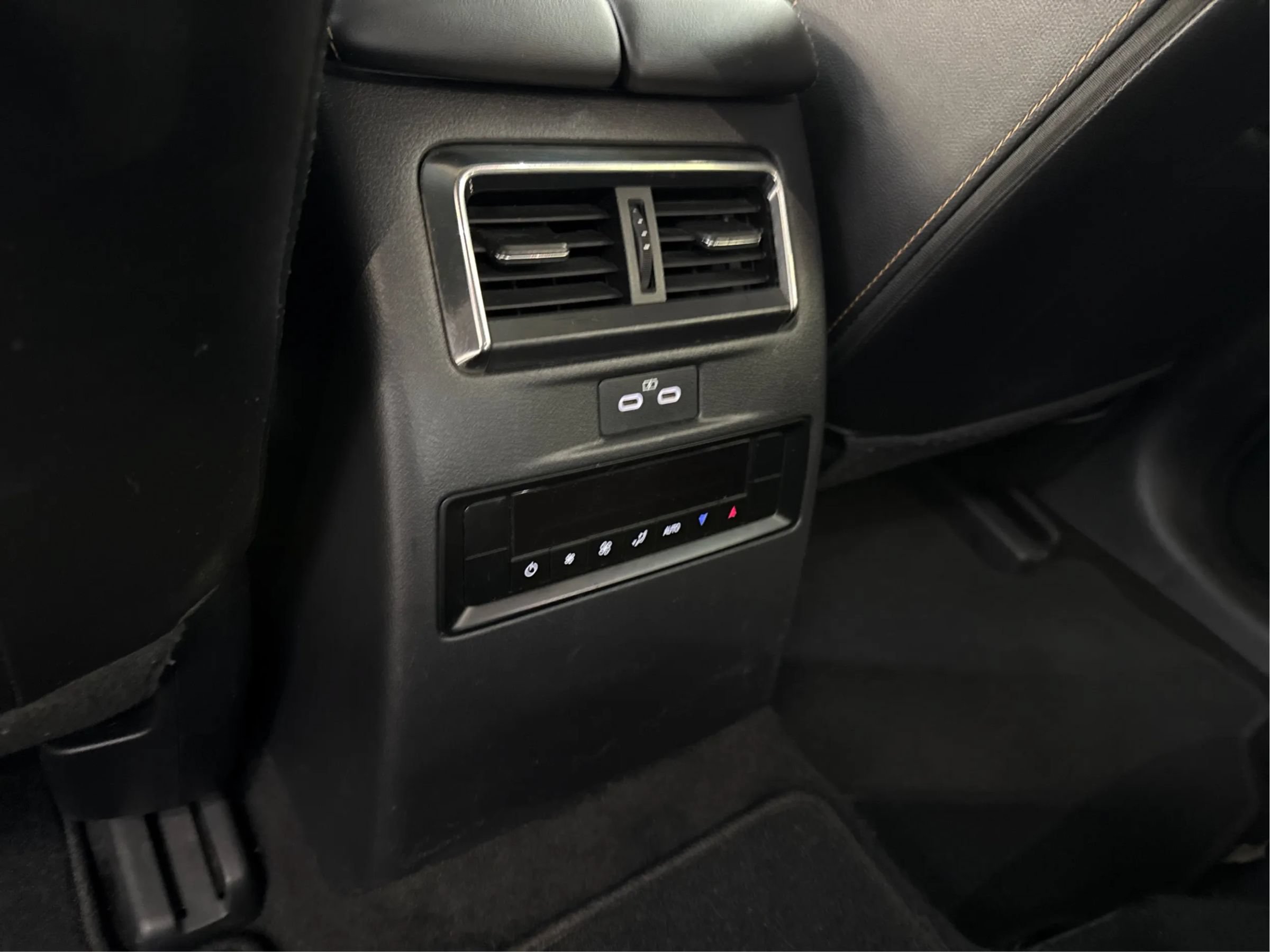 Used 2024 MAZDA CX-90 3.3 Turbo w/ Premium Package AWD/4WD image 27
