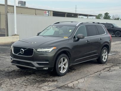 Used 2018 Volvo XC90 T5 Momentum w/ Convenience Package