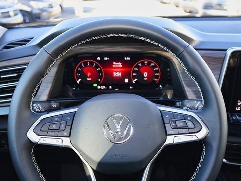 New 2026 Volkswagen Atlas SEL image 24