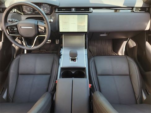 Used 2025 Land Rover Range Rover Velar Dynamic SE image 19