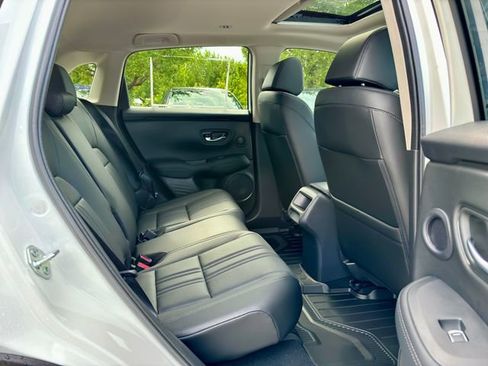 New 2026 Honda HR-V EX-L image 10